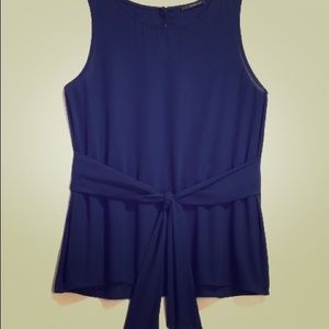 West Kei sleeveless tie front blouse